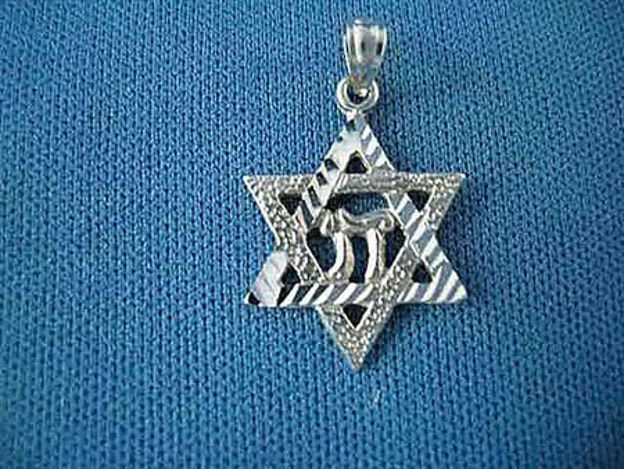 Picture of #G147-W White Gold Star of David with Chai
