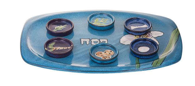 Picture of #C836-T Stoneware Turquoise Seder Plate disc
