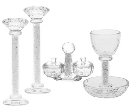 Picture of 672-Set Crystal Candle stick, Kiddush Cup and Salt & Pepper set 