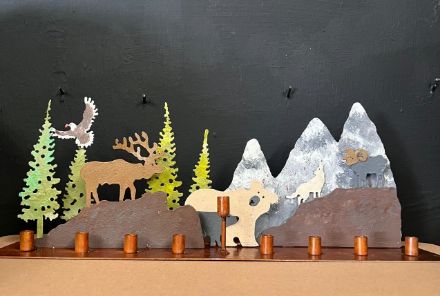 Picture of #251 Menorah  Metal Rocky Mountain